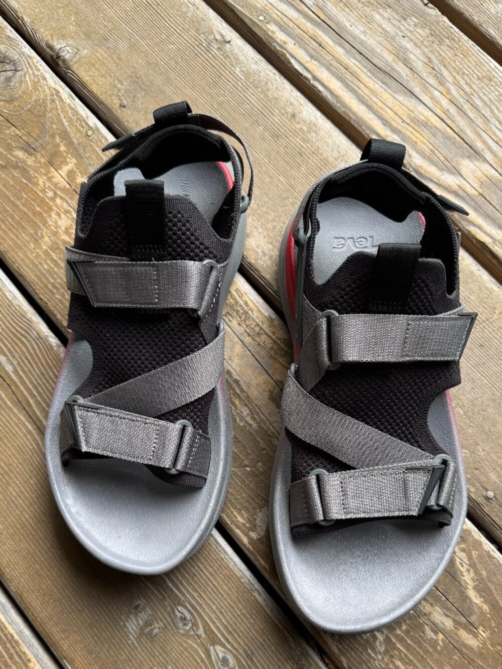 Like New Teva Aventrail Trail Running Sandal in Men's 10.5/EU 43